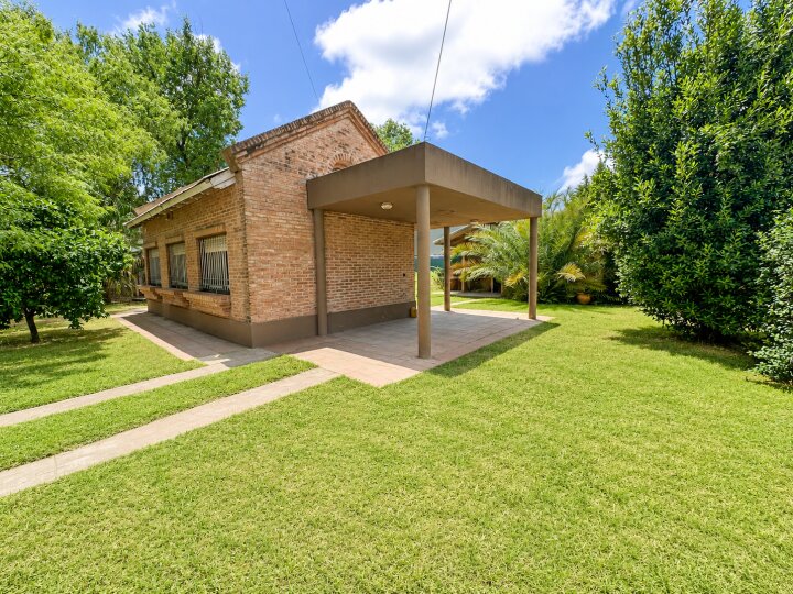 Casas - Funes - Venta