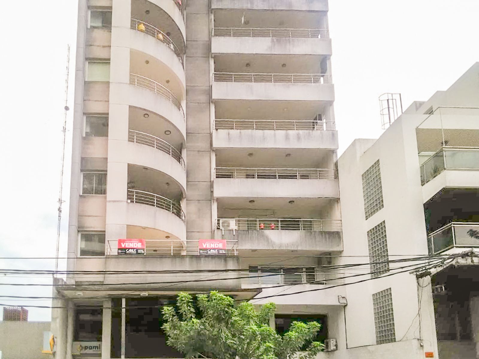 Departamento de 2 dormitorios y cochera - Bv. Urquiza al 500 — foto 6