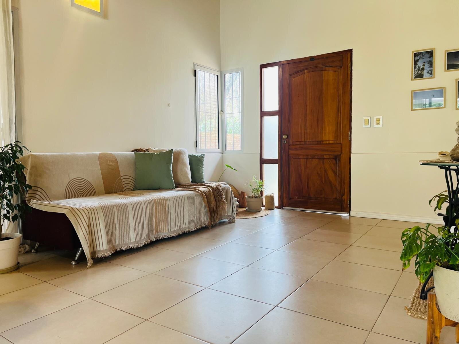 Alquiler casa en funes 3 dormitorio y pileta Garito 9 - 11