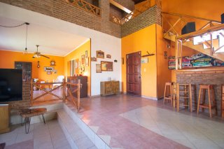 Casas - Funes - Venta