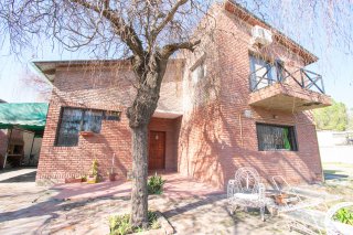 Casas - Funes - Venta