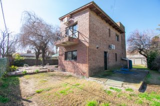Casas - Funes - Venta