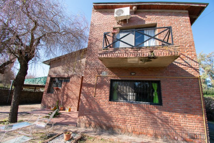 Casas - Funes - Venta