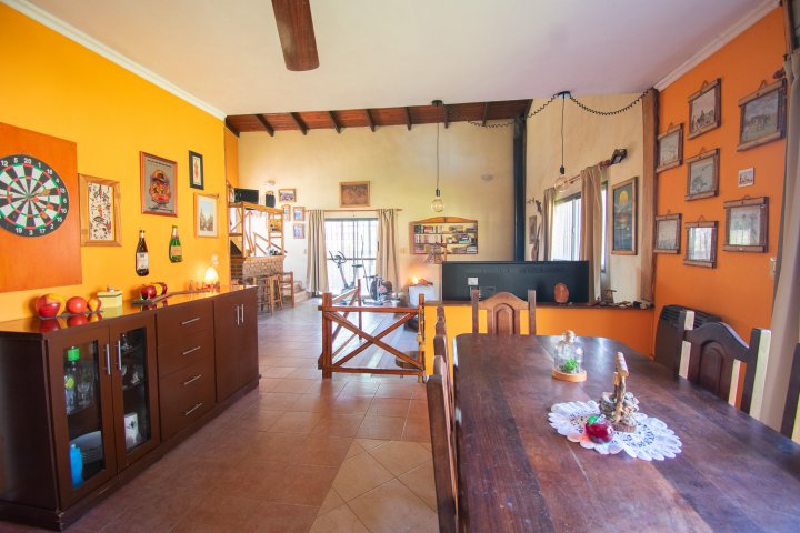 Casas - Funes - Venta