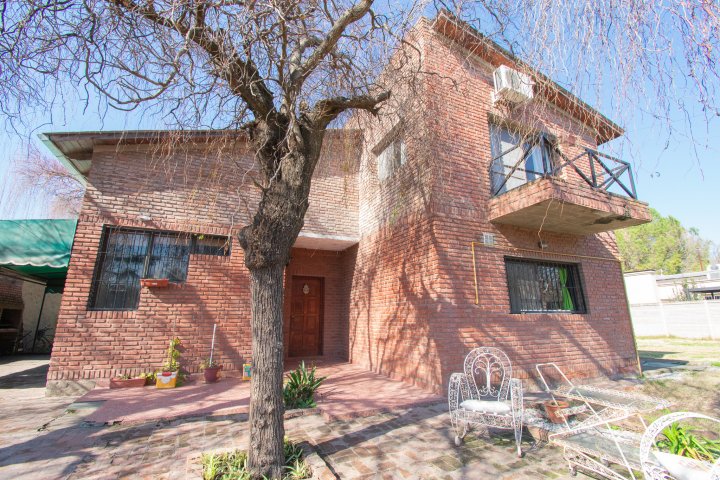 Casas - Funes - Venta