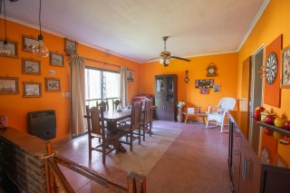 Casas - Funes - Venta