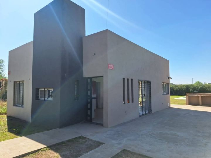 Casas - Roldan -  Alquiler