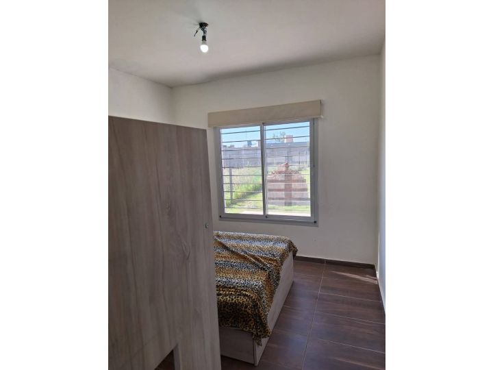 Casas - Roldan -  Alquiler