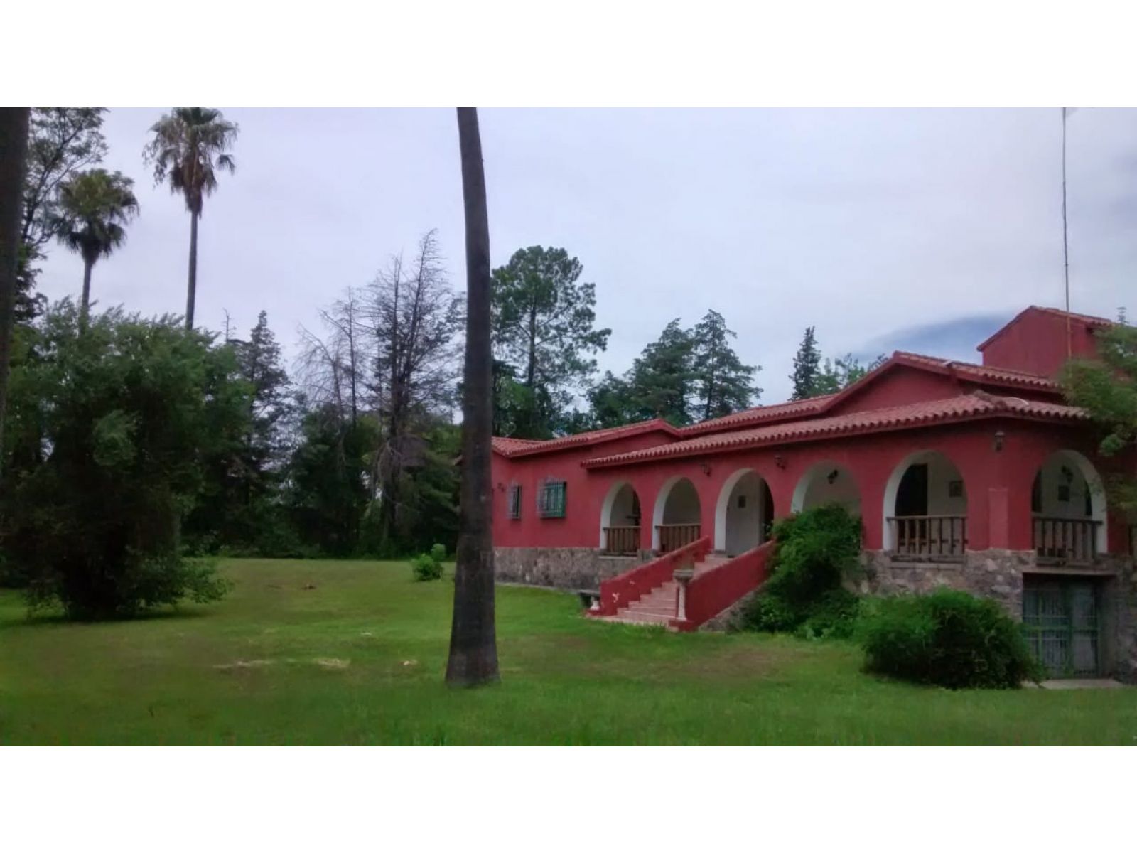 EXCELENTE CASA EN VENTA, Villa Warcalde — foto 3