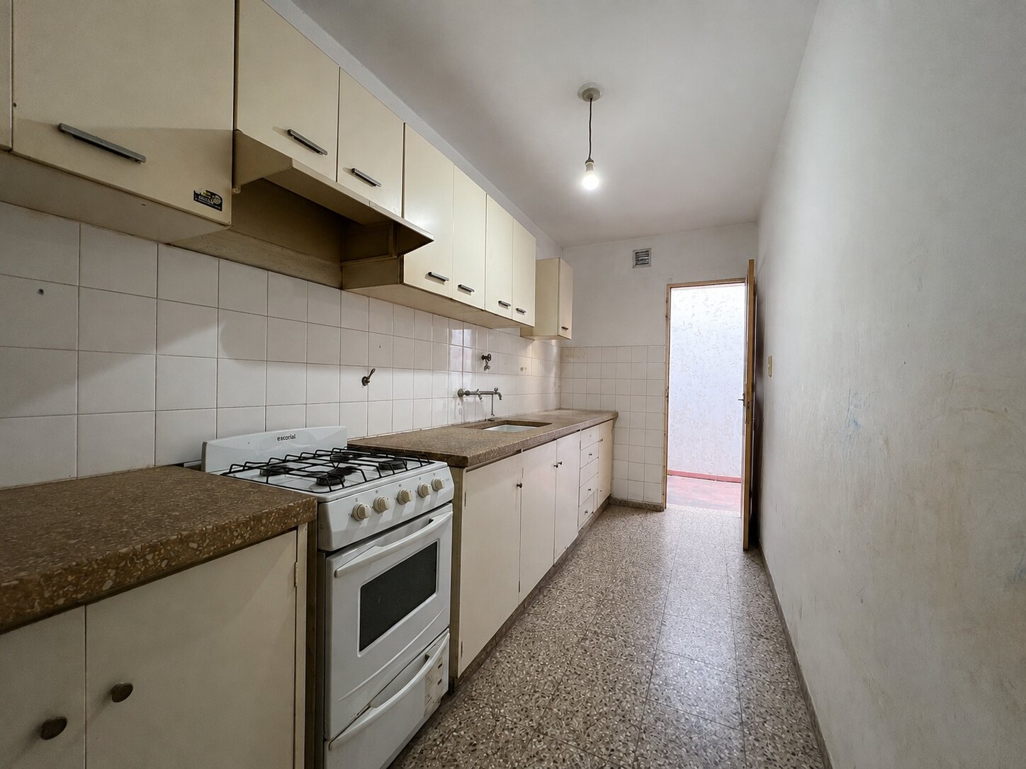 Departamento en PB SIN EXPENSAS con patio de 1 dormitorio en Alto Gral Paz
