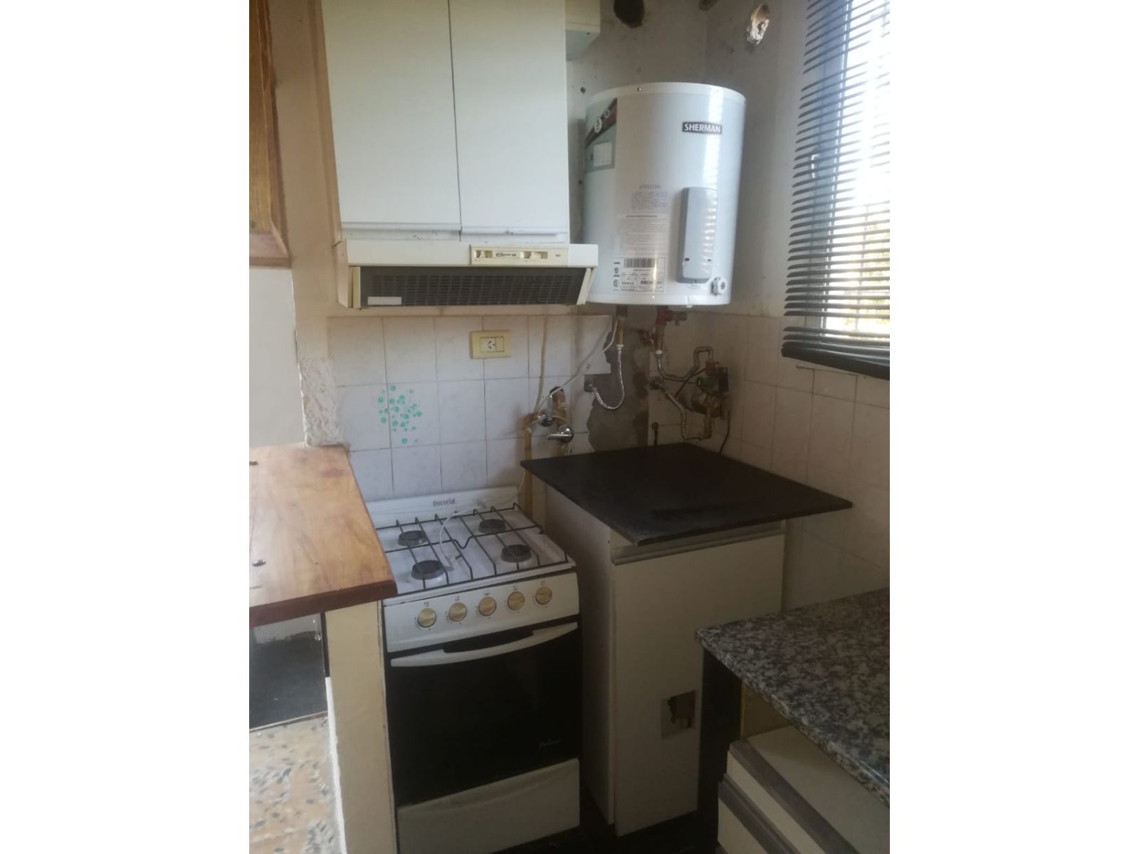 CASA EN VENTA AGRELO 2333 DE DOS DORMITORIO CON COCHERA Y PLANTA ALTA - 10