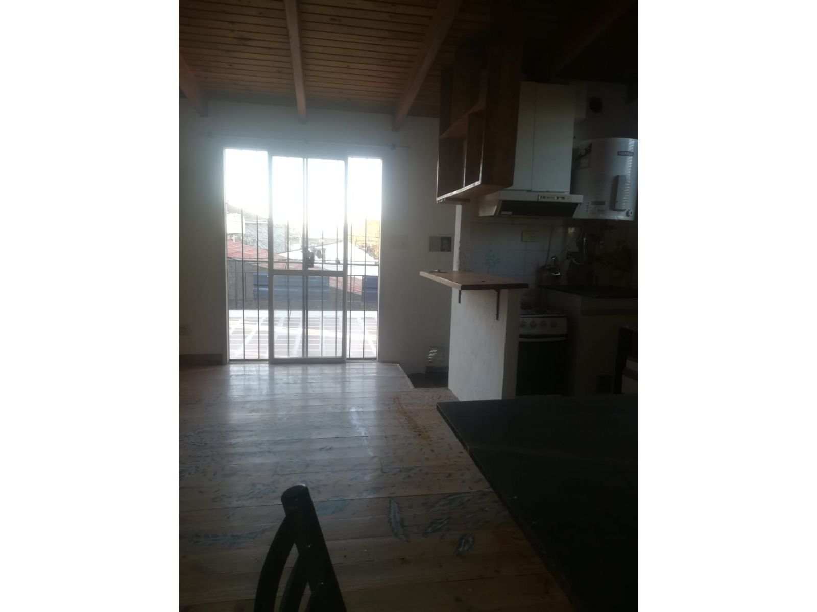 CASA EN VENTA AGRELO 2333 DE DOS DORMITORIO CON COCHERA Y PLANTA ALTA - 9