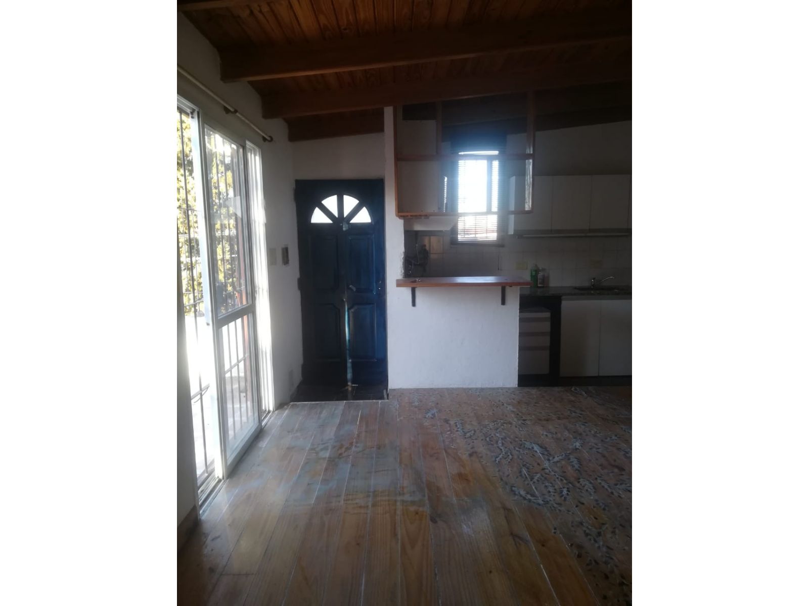 CASA EN VENTA AGRELO 2333 DE DOS DORMITORIO CON COCHERA Y PLANTA ALTA - 14