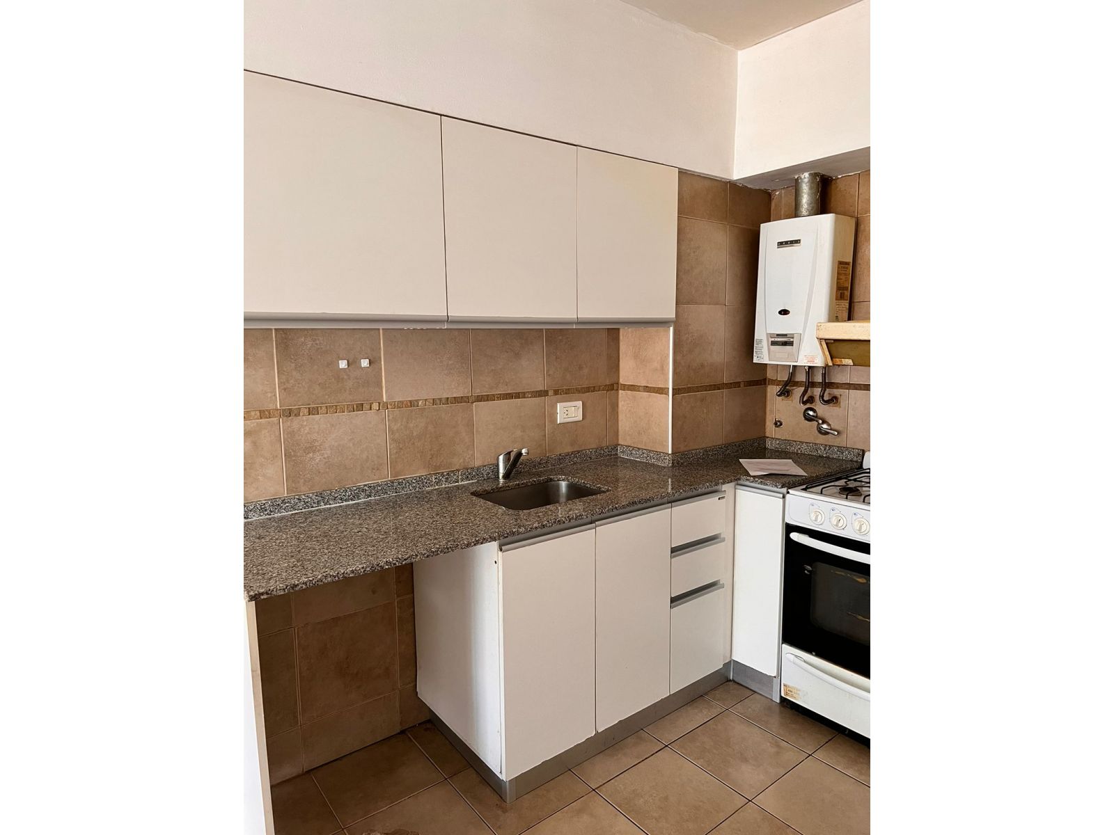 Departamento en alquiler - Perdriel 730 - 3