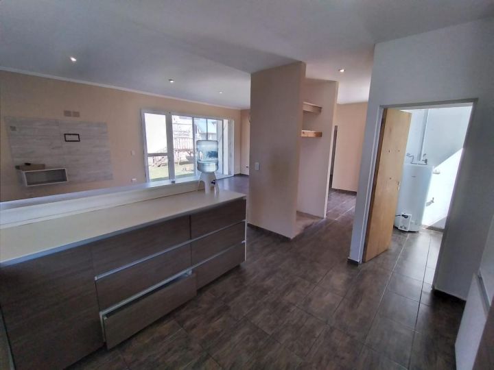 Casas - Funes - Venta