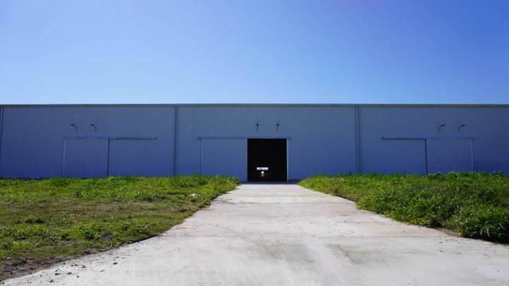 Galpones / Depósitos - Funes - Alquiler