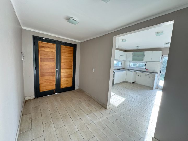 Casas - Funes - Venta