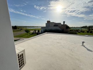 Casas - Funes - Venta