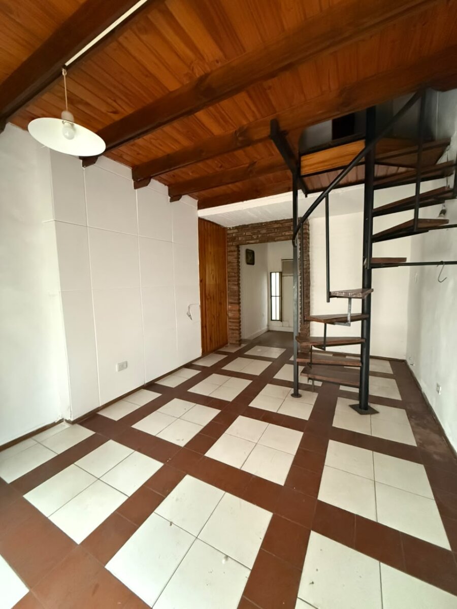 Suipacha 69, Piso PB 03