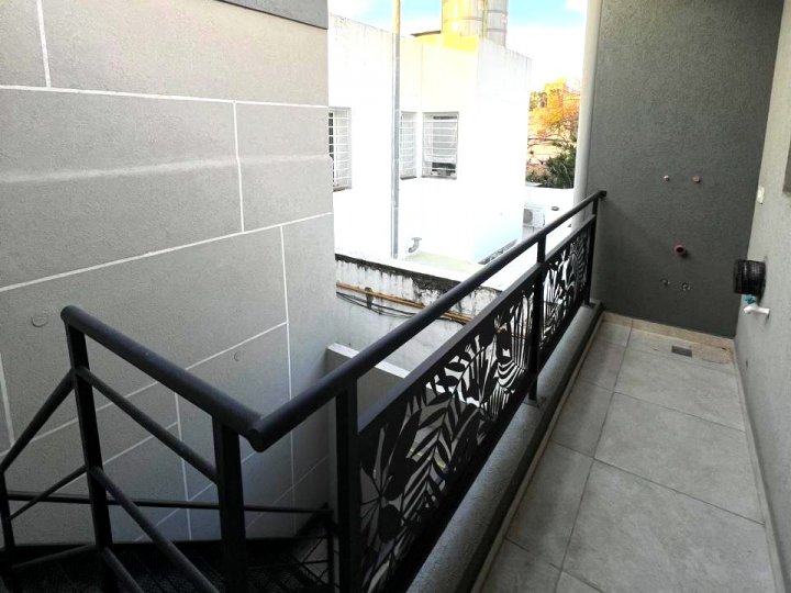 Departamentos de pasillo - Rosario - Venta