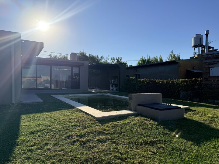 Casas - Funes - Venta