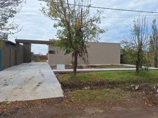 Casas - Funes - Venta