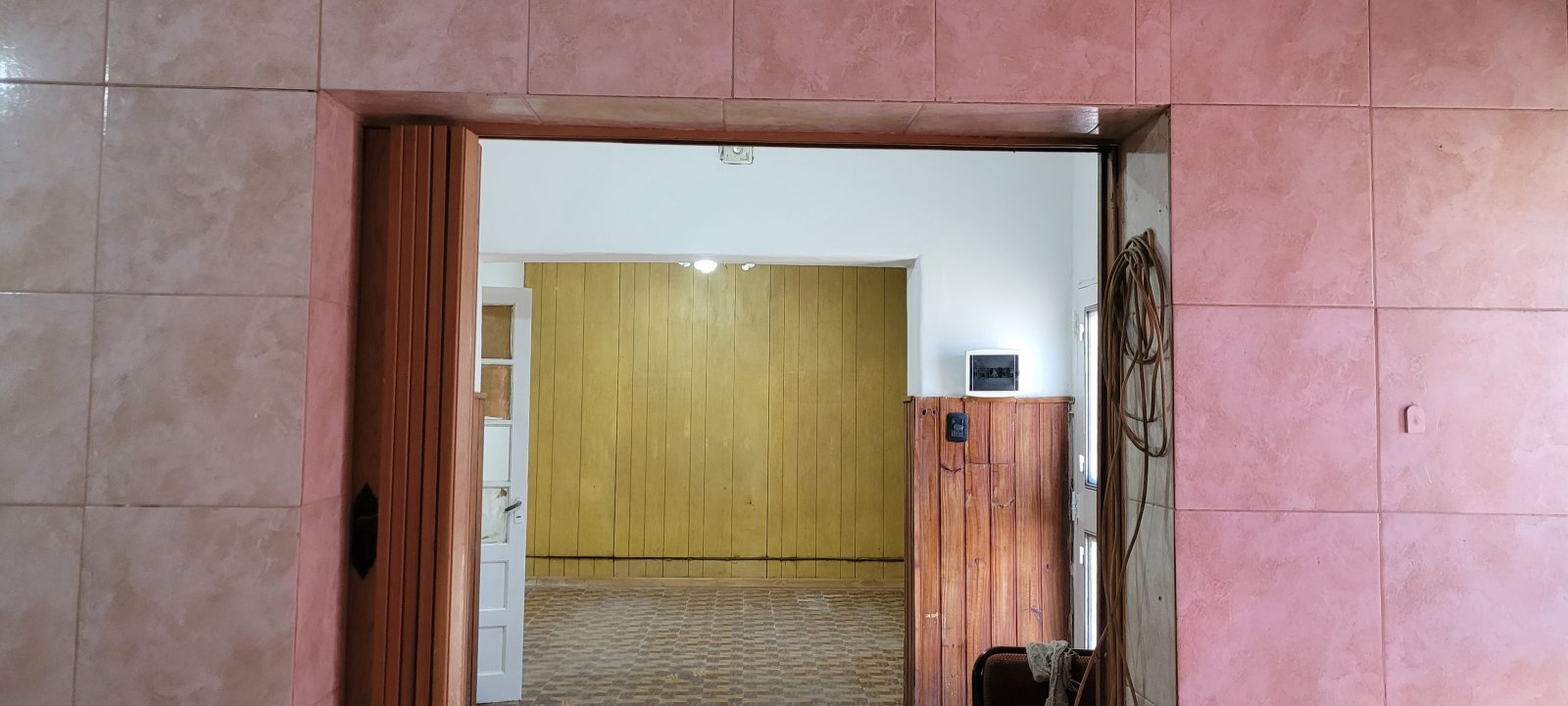 CASA AL FRENTE CON COCHERA. DISPONIBLE. ESCRITURACION INMEDIATA. BARRIO LUDUEÑA.RETASADA — foto 12