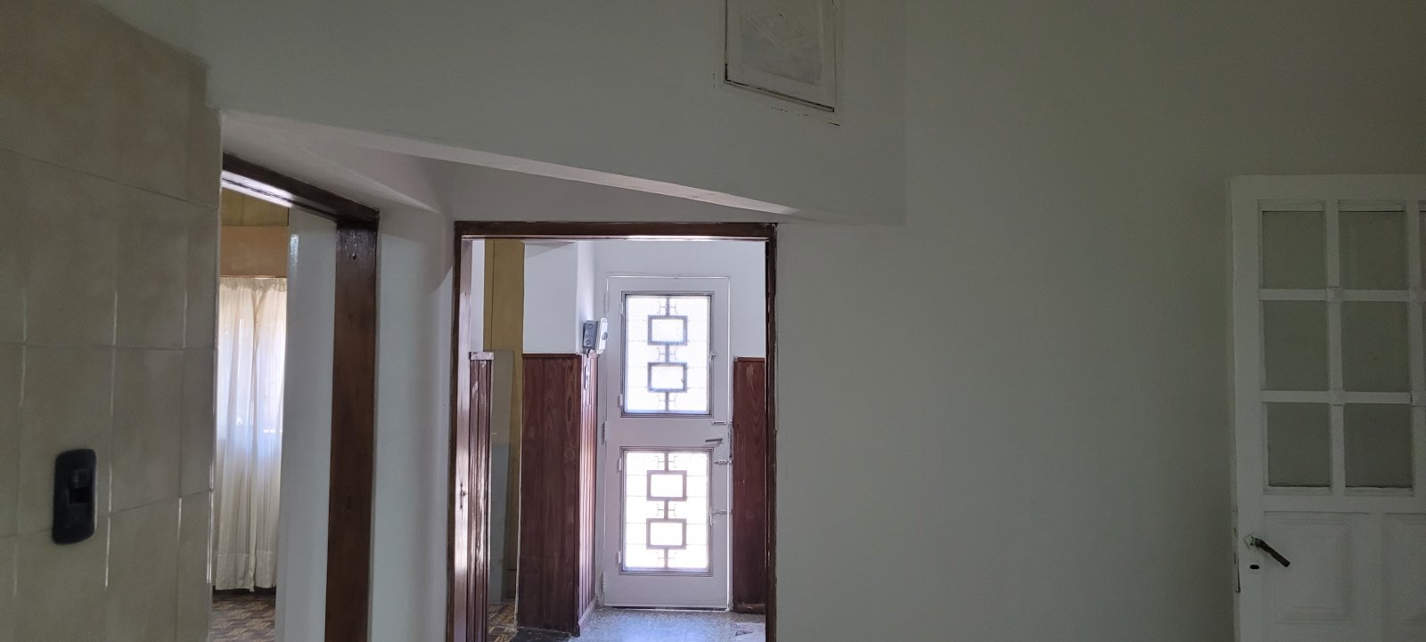 CASA AL FRENTE CON COCHERA. DISPONIBLE. ESCRITURACION INMEDIATA. BARRIO LUDUEÑA.RETASADA — foto 11