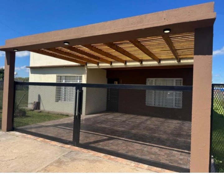 Casas - Ibarlucea - Venta