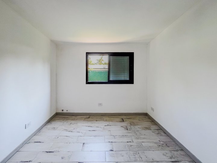 Casas - Funes - Venta