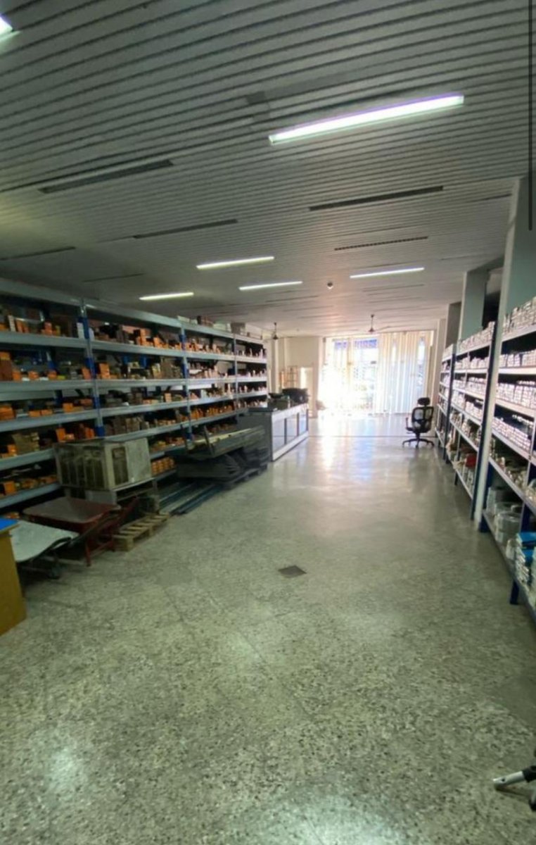 ALQUILER LOCAL COMERCIAL — foto 2