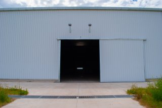 Galpones / Depósitos - Funes - Alquiler