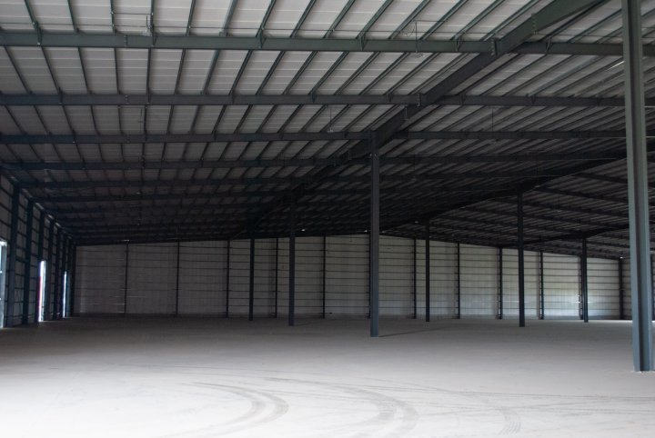 Galpones / Depósitos - Funes - Alquiler