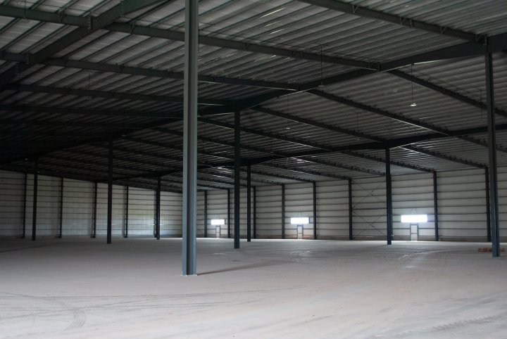 Galpones / Depósitos - Funes - Alquiler