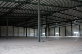 Galpones / Depósitos - Funes - Alquiler