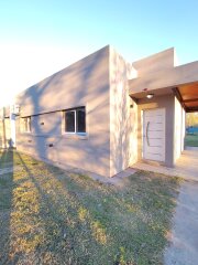 Casas - Roldan -  Alquiler