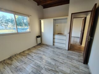 Casas - Roldan -  Alquiler