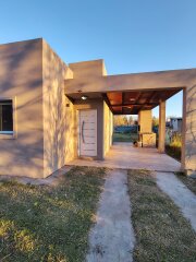 Casas - Roldan -  Alquiler