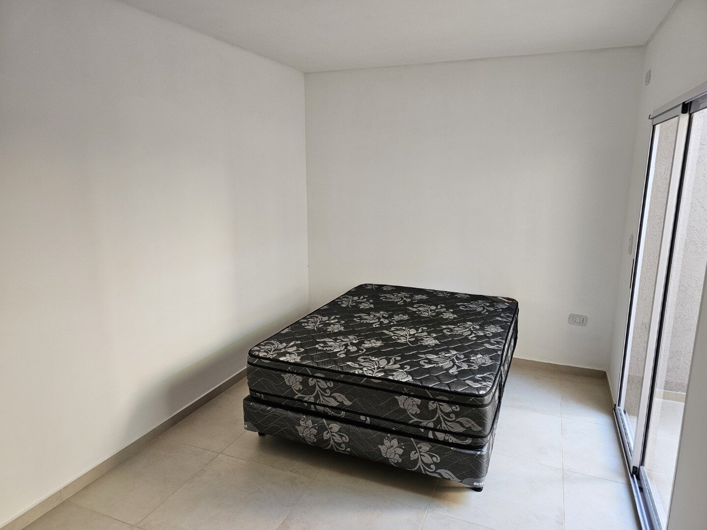 Casa de dos dormitorios + cochera cubierta - A estrenar, financiada en 50 meses !!! — foto 12