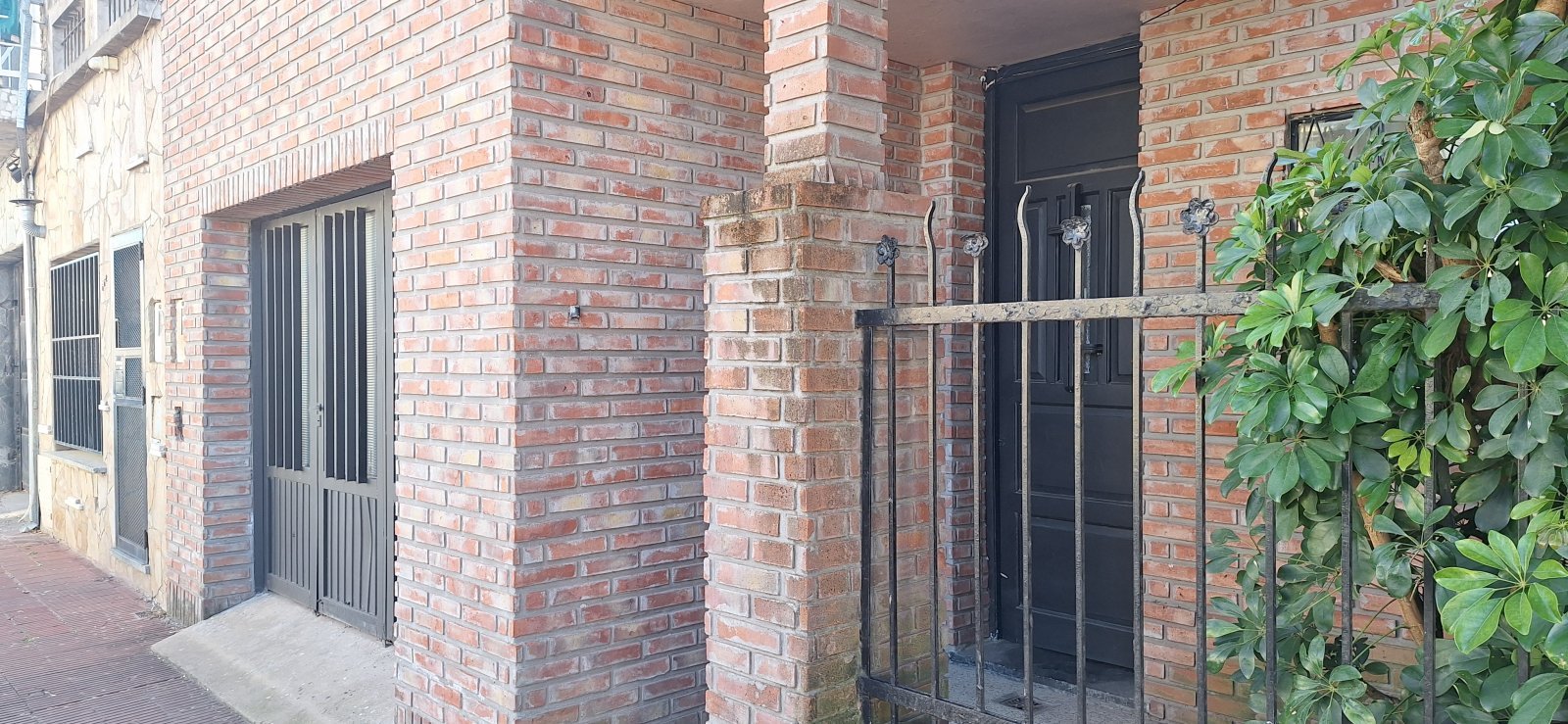 Casa al Frente 3 Dormitorios- Barrio Sarmiento OPORTUNIDAD UNICA!!!! — foto 13