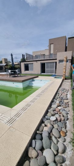 Casas - Roldan - Venta