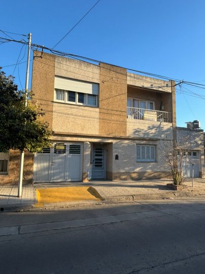 Casas - San Lorenzo - Venta