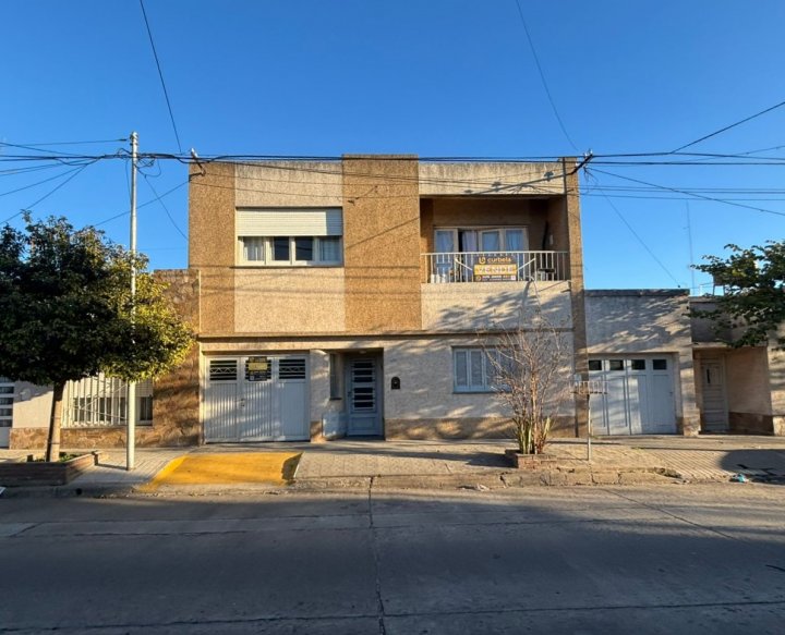 Casas - San Lorenzo - Venta