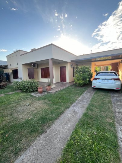 Casas - Roldan -  Alquiler