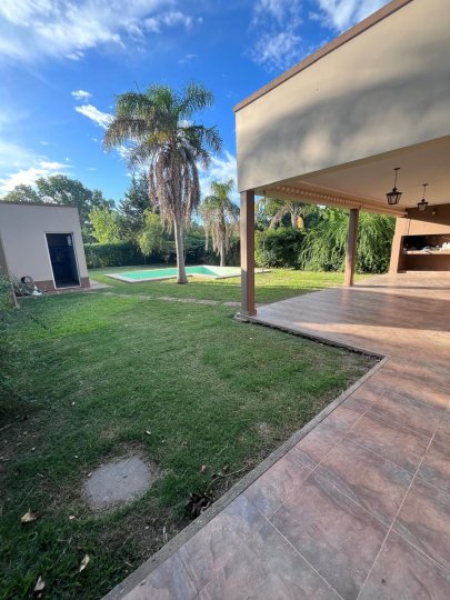 Casas - Roldan -  Alquiler