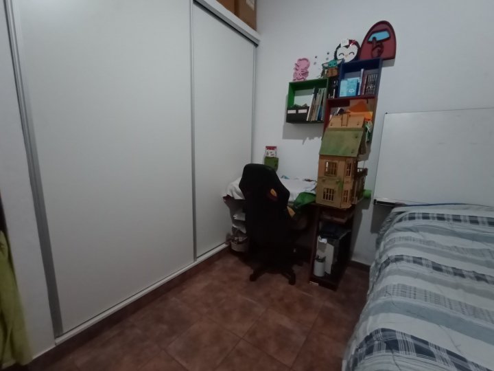 Casas - Funes -  Alquiler