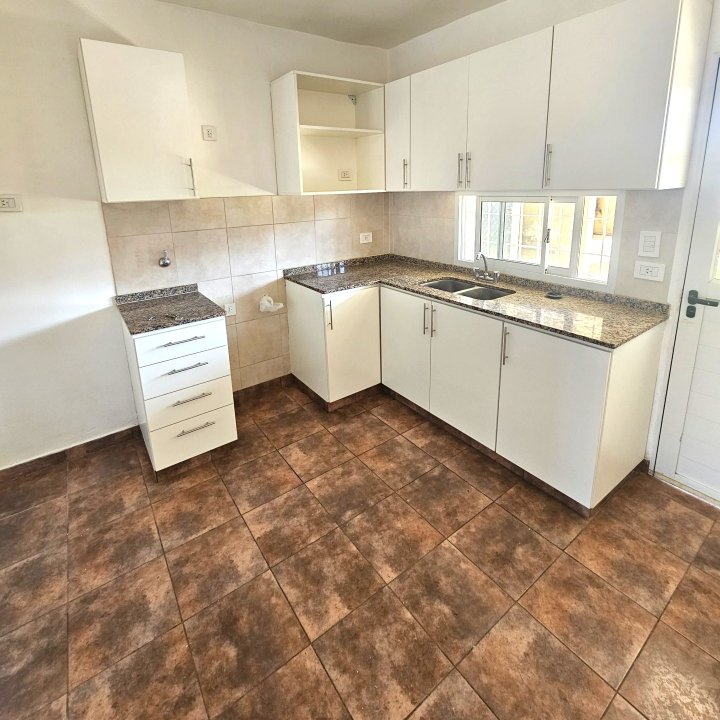 Casas - Funes - Alquiler