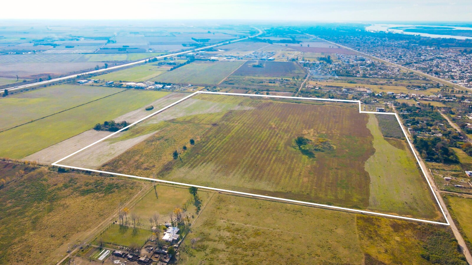 Autopista a Santa Fe y Crisantemos - Fracción 38.5 Ha