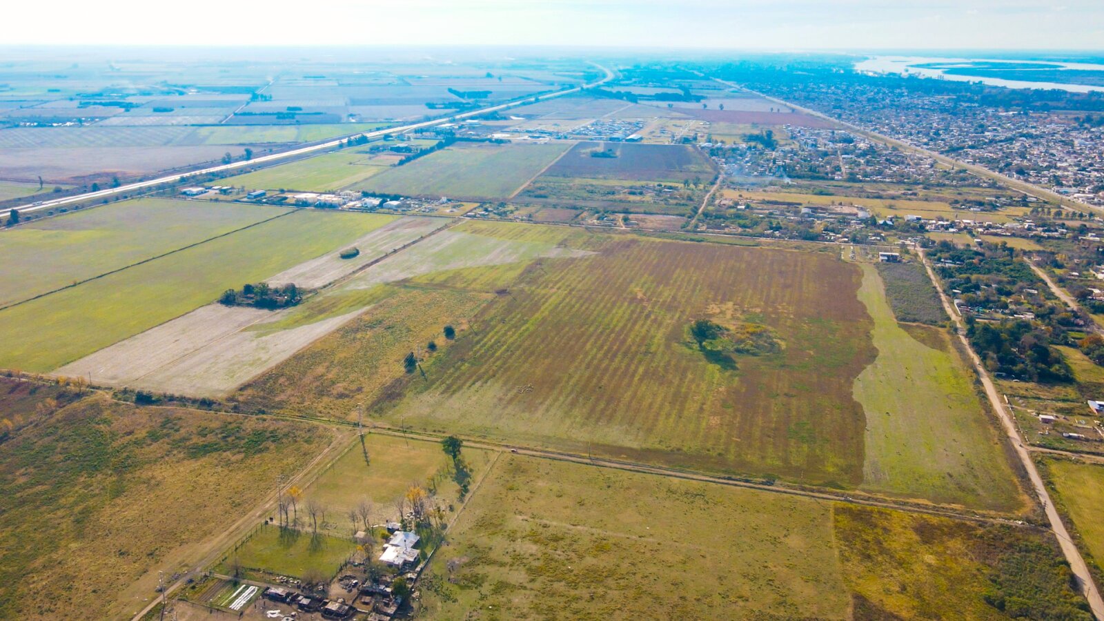 Autopista a Santa Fe y Crisantemos - Fracción 38.5 Ha — foto 2