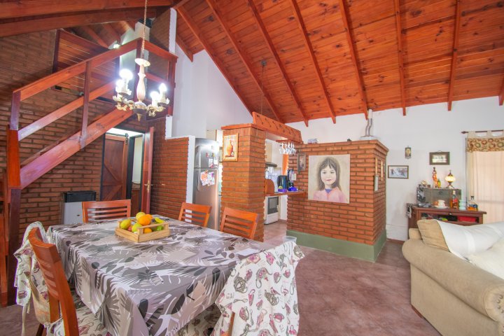Casas - Funes - Venta